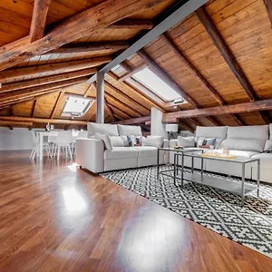 Apartment Realkasa Attico Indipendenza, Bologna
