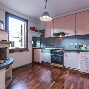 Apartment Unione, By Short Holidays, Bologna